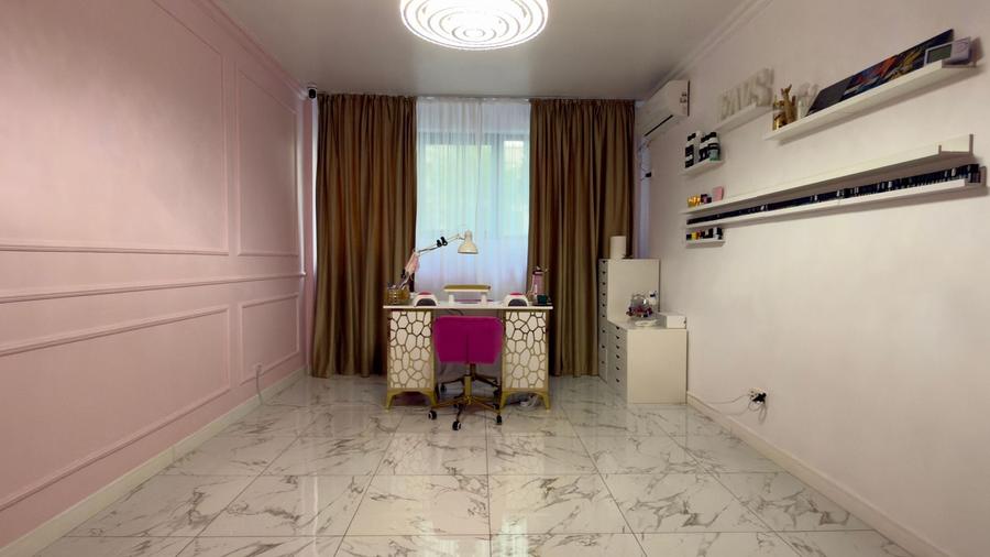 Apartament cu 3 camere decomandat în Lujerului