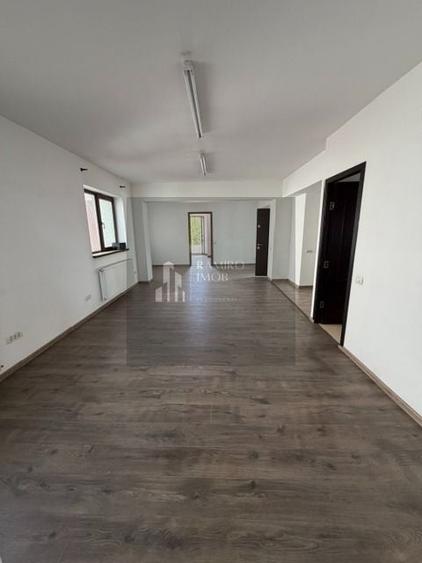 Spațiu comercial, de 198 mp, în Apărătorii Patriei