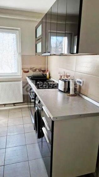 Apartament cu 2 camere decomandat, mobilat în Tătărași