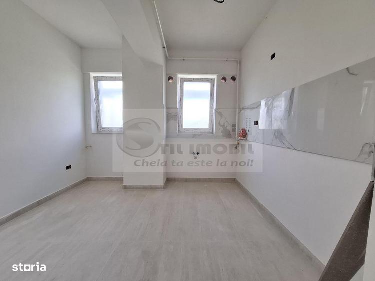 Apartament cu 3 camere decomandat în Galata
