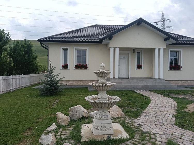 Casă cu 3 camere în Apahida