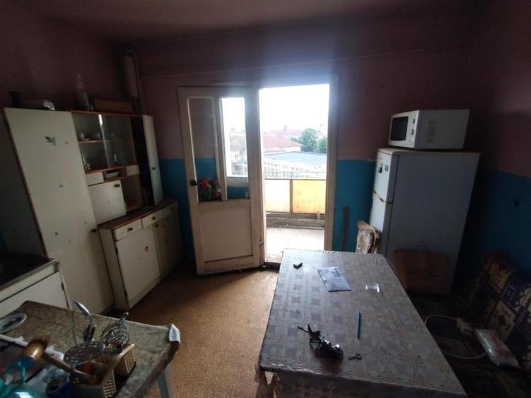 Reco Apartament 3 camere Beius - 6