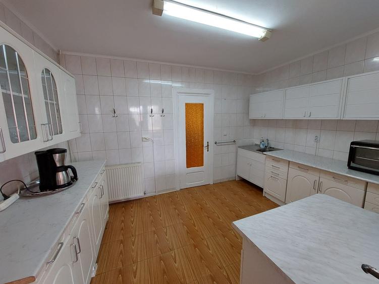 Casă de închiriat, curte mare, livadă și piscină Snagov/Ciolpani - 8