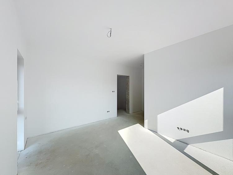 Casă cuplată -  5 camere, 3 bai, 195 mp, 2 parcari, aproape de Vivo! - 18