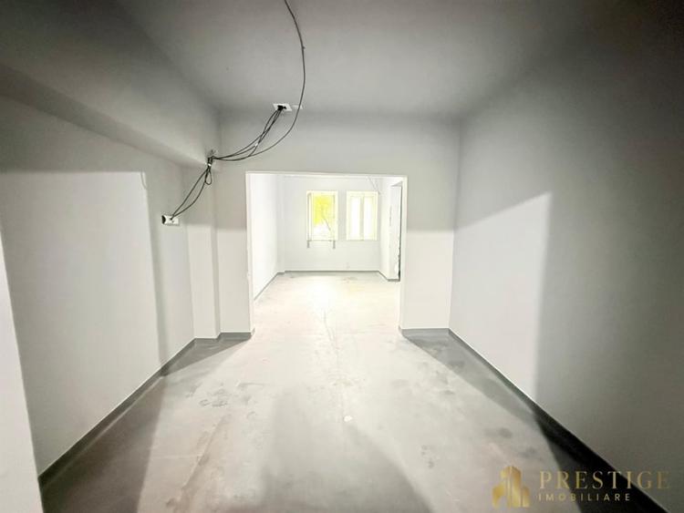 Spatiu pentru showroom/ cabinet medical de inchiriat pe Bd. Dacia - 9