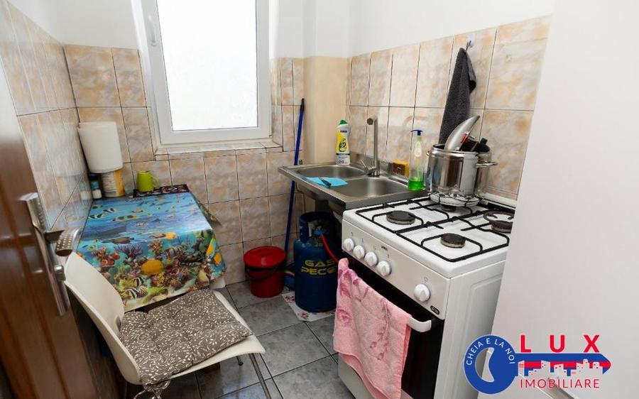 ID 3608 Apartament 3 camere de vanzare *Str. I.L.Caragiale - 4