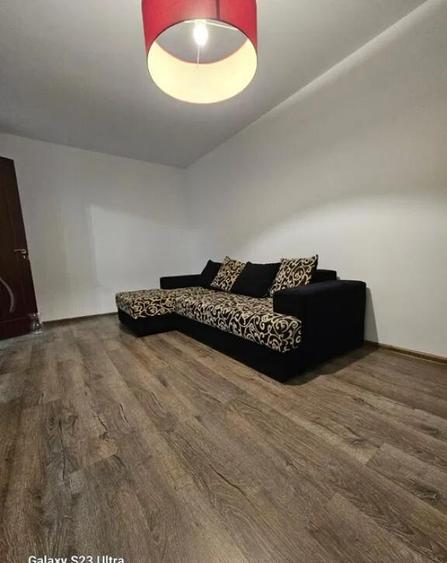 Apartament cu 3 Camere Decomandate-Parter-Zona Burdujeni-CuzaVoda 2 - 1