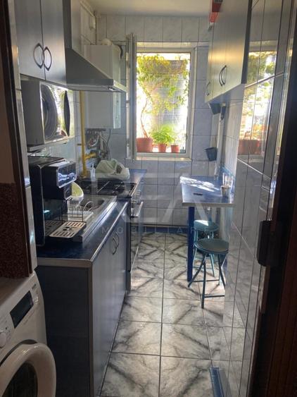 Apartament 2 camere , Decomandat , 10 min Metrou Piata Sudului - 3