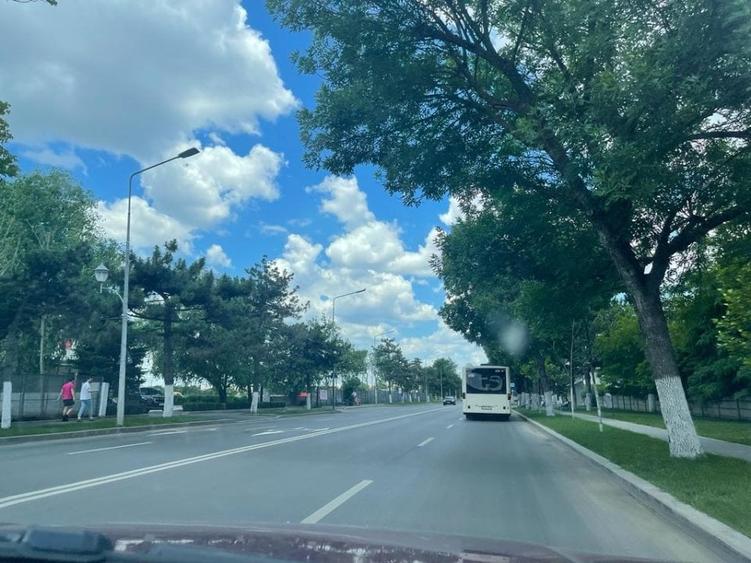 Aparatorii Patriei - Metrou - Metalurgiei Parc - 3