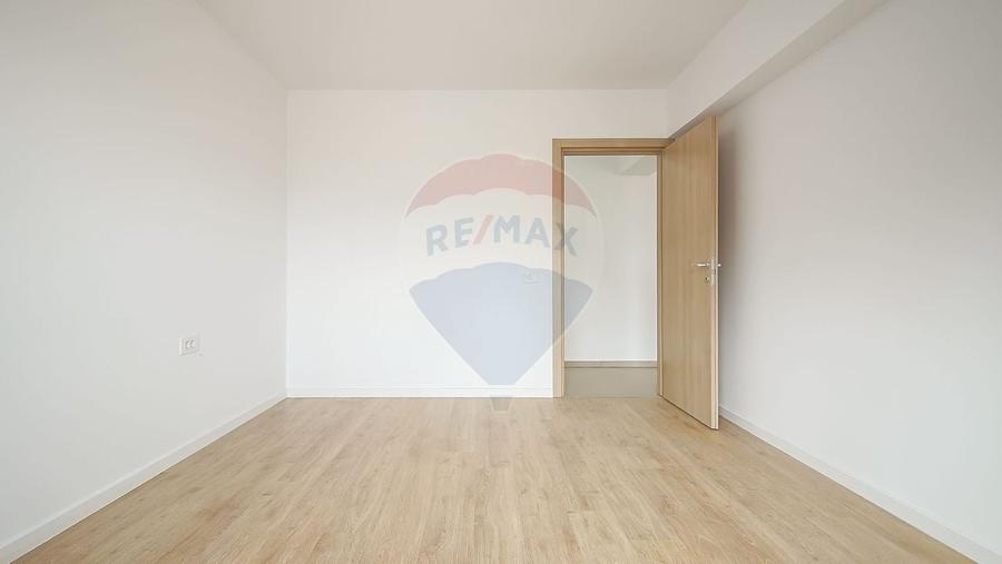 Apartament cu 2 camere, de vânzare, Calea București - 9