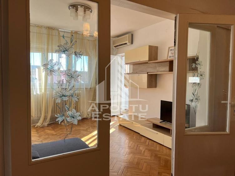 Apartament cu 4 camere, 2 bai în Piața Unirii, Timișoara - 1