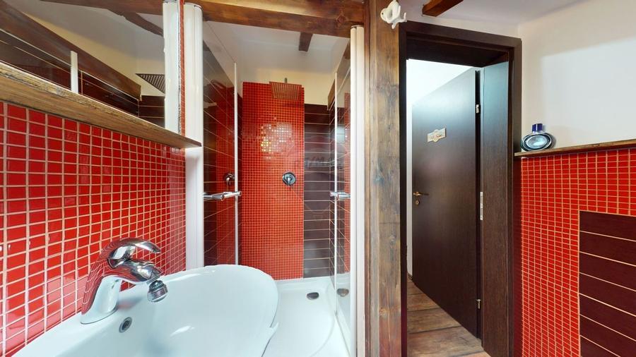 Pensiune de Vânzare Sinaia | Lângă Telecabină | Business activ 20 ani - 21