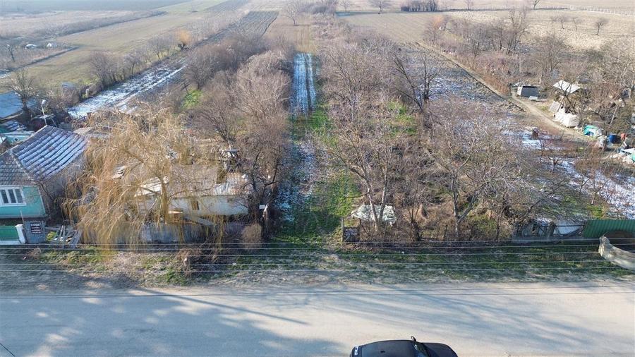 Teren 6.057 mp in Radulesti cu deschidere 30 metri la asfalt - 6