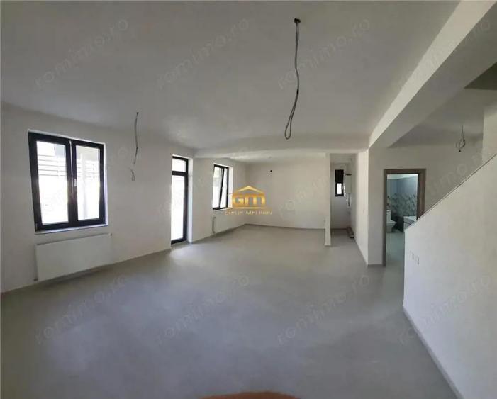 Vila noua P+M, Vladesti - 10