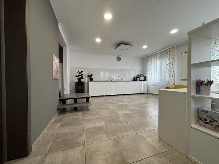 Casa individuala,teren 514 mp, strada Merilor,Cartier Stupini - 5