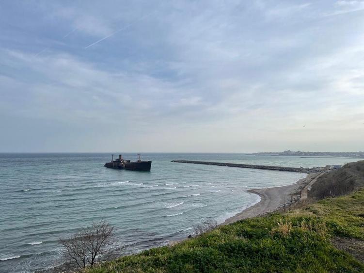 Vand studio/garsoniera in prima linie la mare cu vedete frontala. - 5