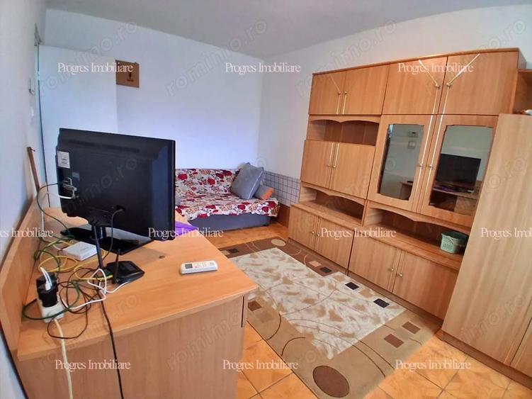 Garsoniera cu bucatarie- Centrala proprie- Clima- Calea Buziasului- 37.500 euro negociabil - 2