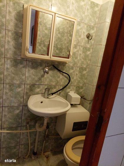 Garsoniera , str Alexandru Golescu nr 12 - 4