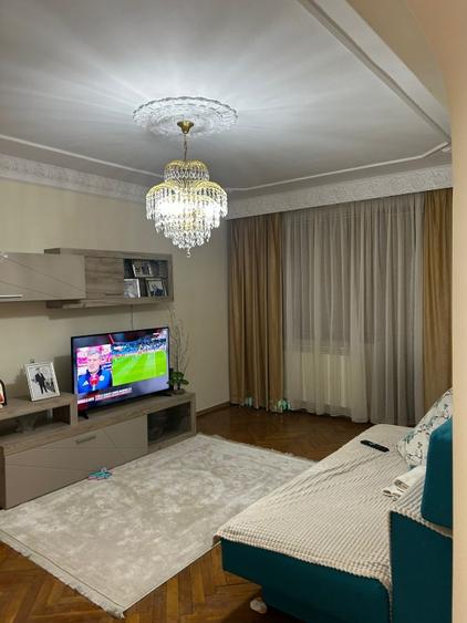 Apartament de vânzare – 100 mp, mobilat și utilat, zonă ultracentrală - 4
