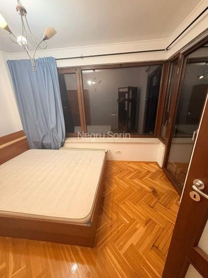 Apartament 3 camere , boxa, loc parcare, șos. Chitilei - școala Costeasca