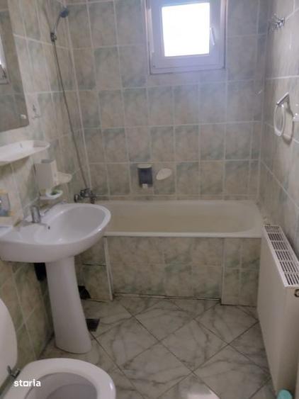 Chirie apartament cu 3 camere - 4