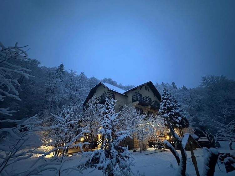 Pensiunea Turistica Cheile Cetatii - Rasnov - 730.000 euro - 1