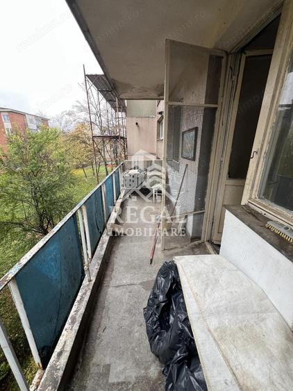 Apartament de vanzare in exclusivitate Zona Micro 4 etaj 2/4 - 8