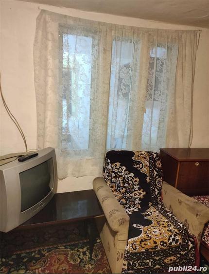 Inchiriez camera cu hol cu intrare separat - 5