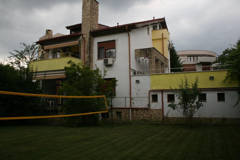 Inchiriere vila superba D+P+1+M gradina garaj piscina teren 2500mp Pipera padure - 7