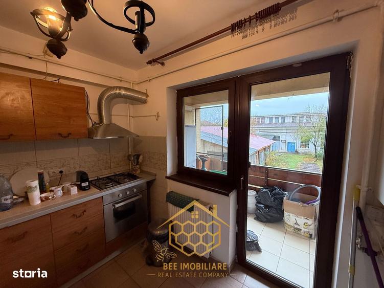 Apartament spatios 3 camere la 10 minute de centru cu loc de parcare - 6