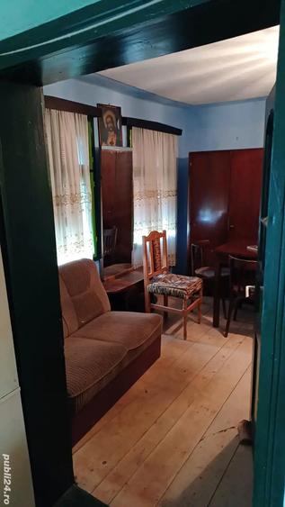 Casa cu teren 4022mp de vanzare in sat Dumbrava, com. Unirea, jud. Alba Pre? 60.000 - 4