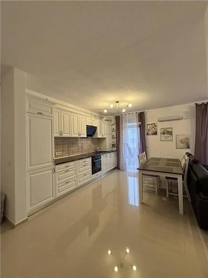 GIROC ESO - 3 Camere - Etaj 2 - LIFT - Balcon spatios - 2