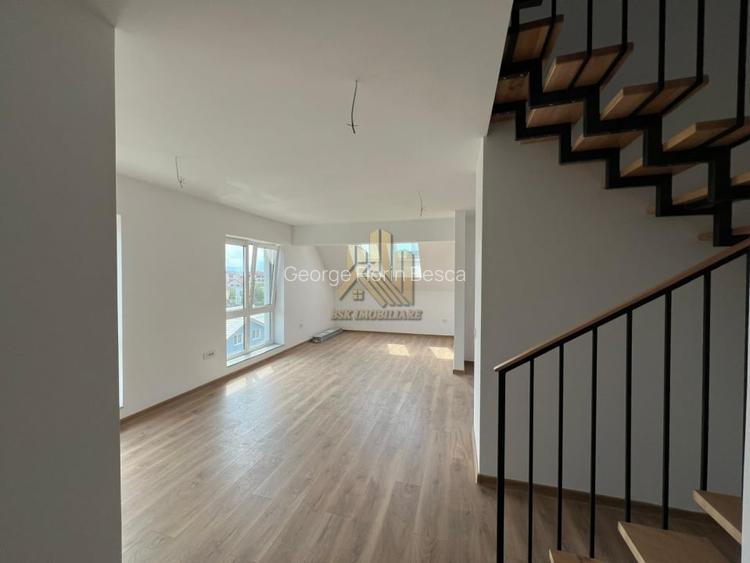 PENTHOUSE 4 CAMERE TRACTORUL COMISION 0