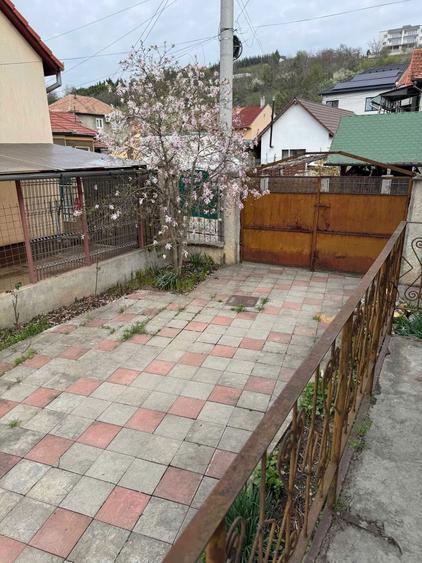 De vanzare Casa cu vedere la Cris, zona Facliei - 1