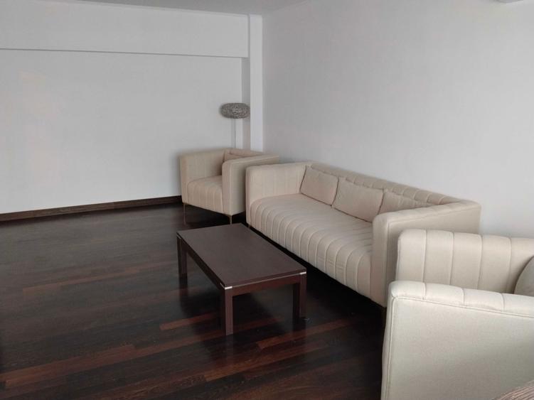 vand apartament 2 camere ultracentral complet mobilat si utilat - 2