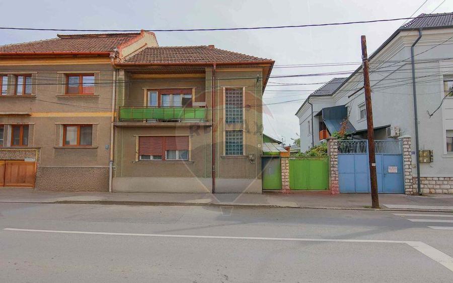 De vanzare Casa cu 3 camere ?i teren 562 mp str. Louis... - 3