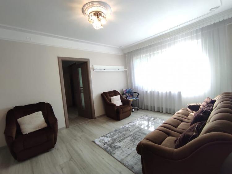 DE INCHIRIAT - APARTAMENT 2 CAMERE-PODU ROS - 3