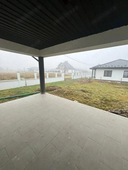 Casa individuala de vanzare 131 mp construi?i, teren 6 ari - 10