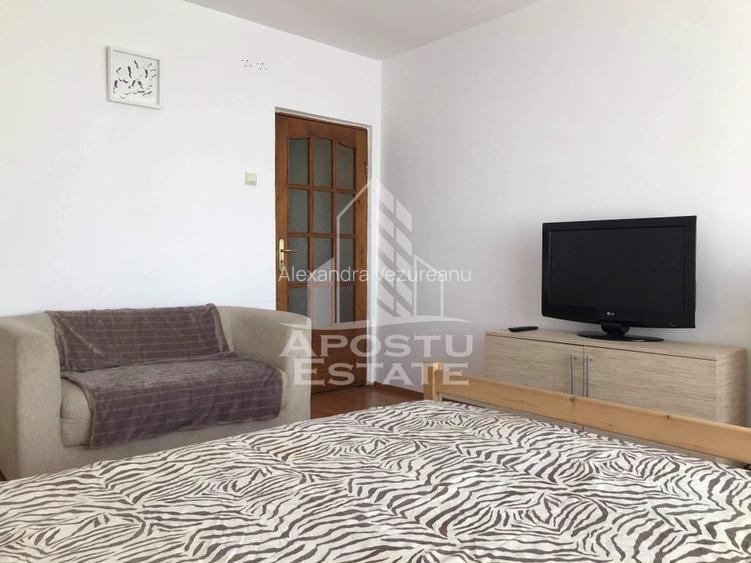 Apartament cu 2 camere, decomandat, etaj intermediar,Spitalul Judetean Apartament cu 2 camere, decomandat, etaj intermediar,Spitalul Judetean