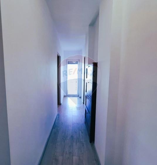 Apartament cu 2 camere de închiriat - 4