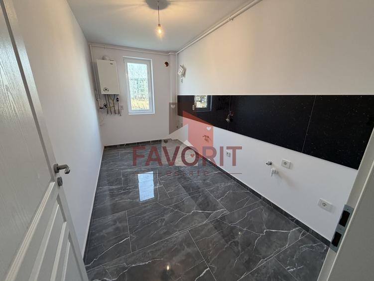 Disponibil imediat. Decomandat. TVA 21% inclus in pret - 1