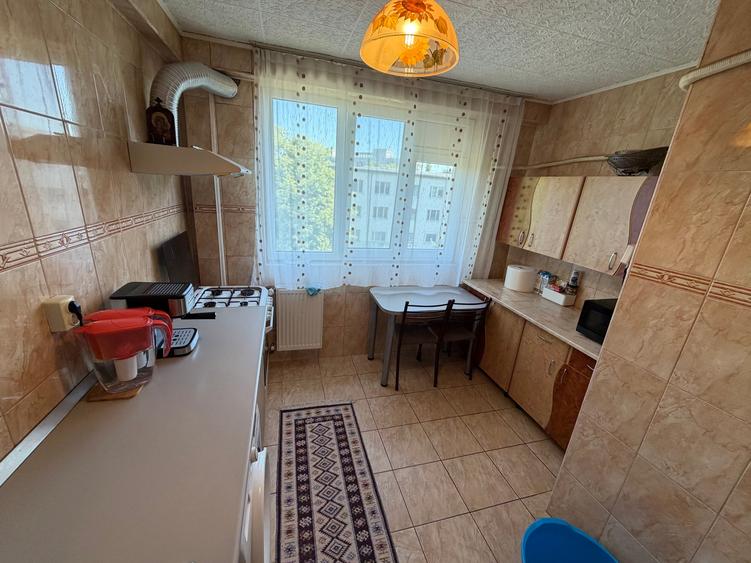 Titan 3 Camere 70 Mp Bloc Caramida Reabilitat 15 Min Metrou - 12