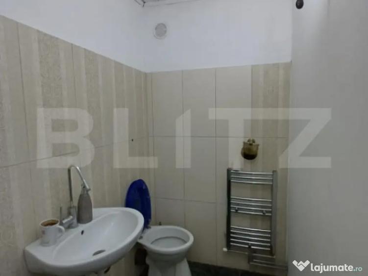 Spatiu comercial/birouri de inchiriat, zona Micro III - 2