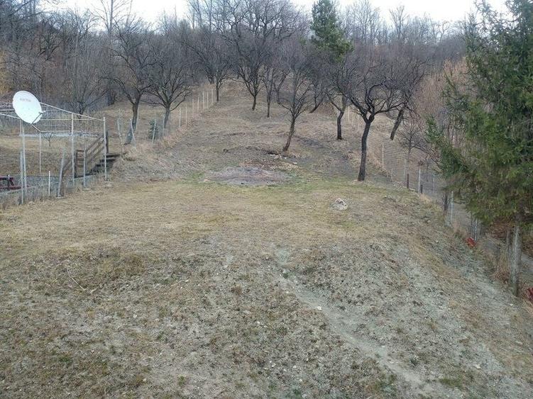 Comarnic vila  2010 P+1+pod,mobilata,utilata, teren 1811mp imprejmuit - 8