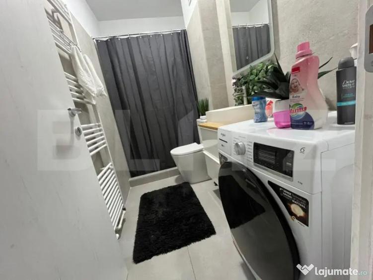 Apartament de vanzare, cu 3 camere, 80 mp, zona Sud - 8