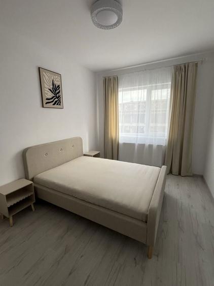 Inchiriez apartament ( studio ) , Weiner Palada ,Militari Residence. - 5