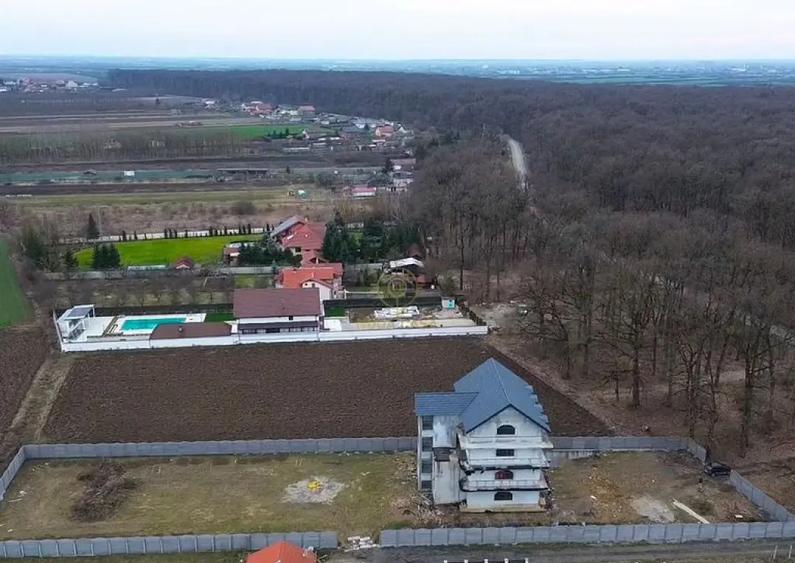 Proprietate Deosebita 707MP in Padurea Noroieni - 3