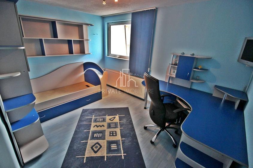 Penthouse 190 Mp+40 Mp Terasa De vanzare, P-ta Teatrului, Ultracentral - 9