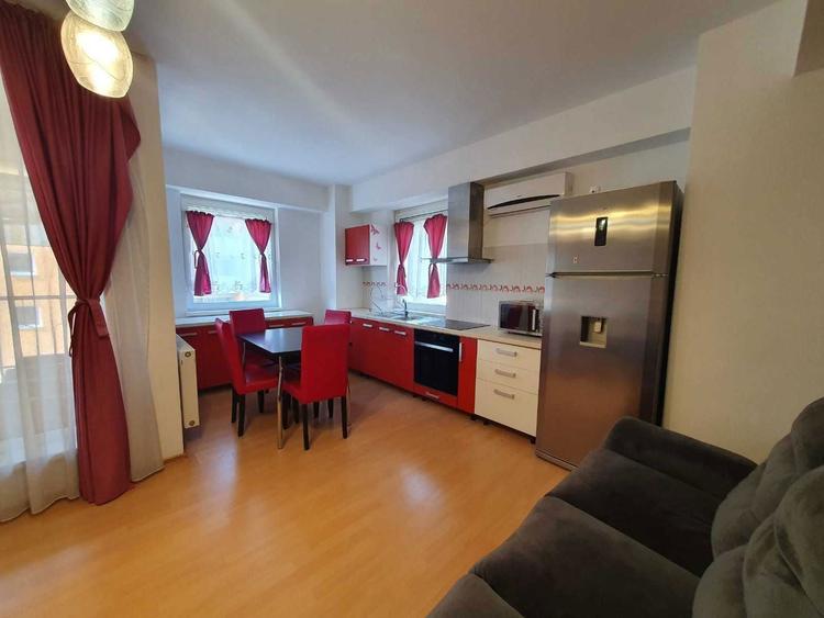 Apartament 3 camere- 68 mp utili + balcon 5 mp_ decomandat- bloc nou - 8