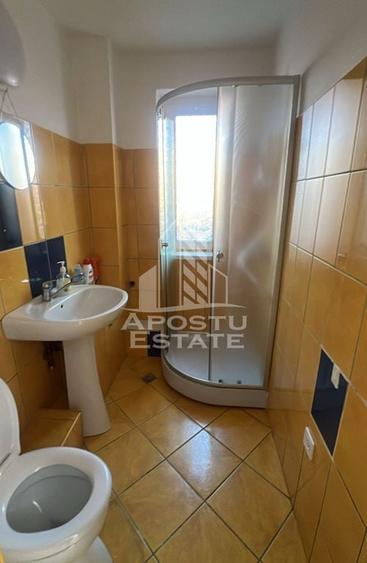 Apartament 2 camere la casa, curte comuna, in Dumbravita - 5
